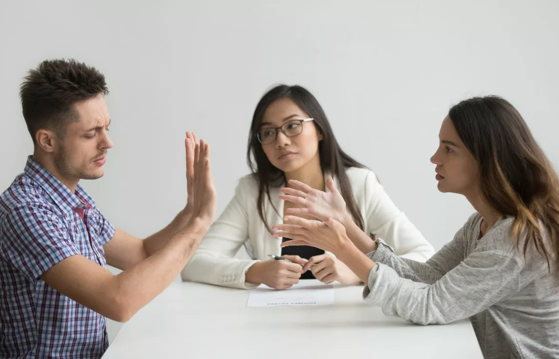 Image of couple arguing in family mediation Weymouth